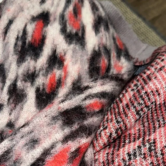 Anthropologie Animal Print Cardigan in Gray and Red - Picture 7 of 7